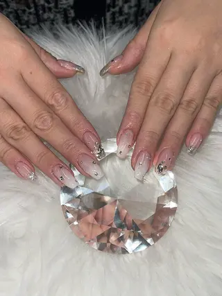 ネイル Basic本厚木店 𝑨𝒀𝑼✨️のネイルデザイン