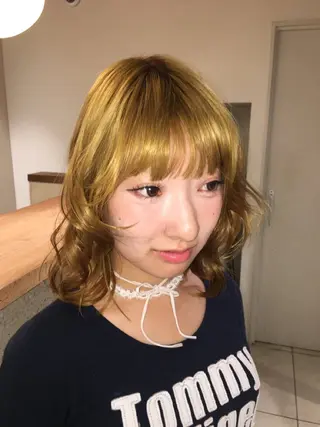 カラー 横井 優奈のヘアスタイル