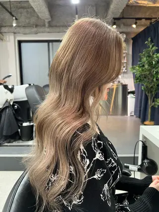 ロング カラー ハイトーン&髪質改善 ＆韓国エクステ🤎のヘアスタイル
