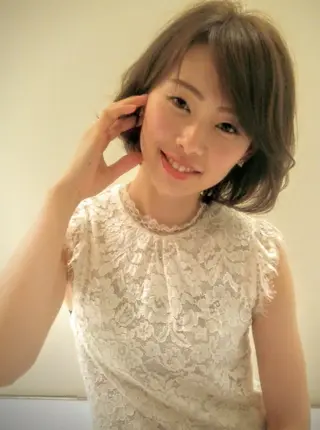 ミディアム over two所属・over two  藤が丘のヘアスタイル