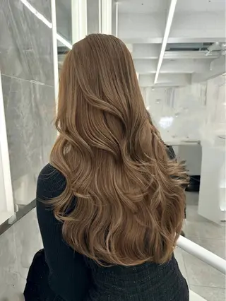 ロング カラー MAEUL   NAGOYA所属・kaho /レイヤーカットのヘアスタイル