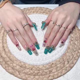 ネイル Maggie Nail🦩のネイルデザイン