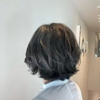 ミディアム カラー 堀 ゆきみのヘアスタイル