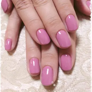 ネイル THECOLORS所属・近貞 莉奈のネイルデザイン