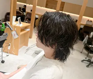 ミディアム パーマ メンズ 服部 雄輝のヘアスタイル