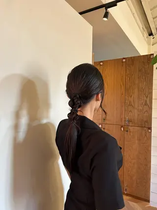 ロング ヘアアレンジ hair lapis上地所属・ハヤシ ユウカのヘアスタイル