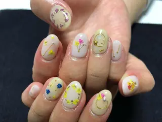 ネイル Li'leaNail AINAのネイルデザイン