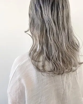 セミロング TELA HAIR所属・武内 凌レイヤーカット🐺のヘアスタイル