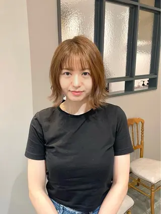 ミディアム カラー 西村 れいのヘアスタイル