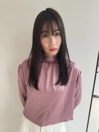 セミロング JUNTA 梅田茶屋町のヘアスタイル