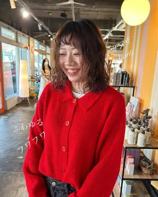 ミディアム shiho/レイヤー /透明感カラーのヘアスタイル