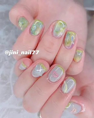 ネイル JINI NAIL所属・ジニ ネイルのネイルデザイン