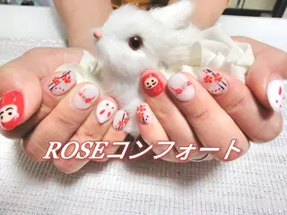 ネイル エステとネイル ローズコンフォートのネイルデザイン