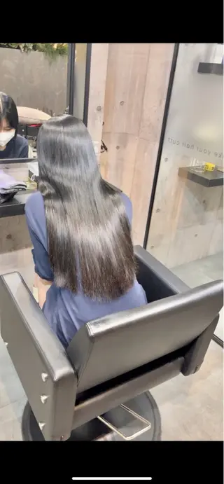 ロング カラー ♦️髪質改善美髪矯正 💍谷口克也♦️のヘアスタイル
