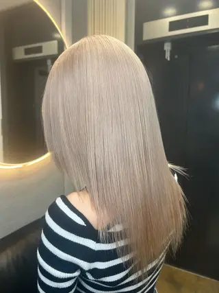 カラー ハイトーン ayane💖のヘアスタイル