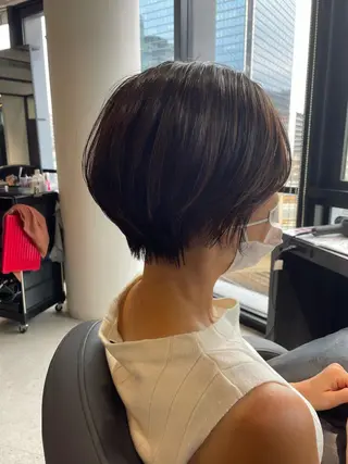 ショート カラー One By The Ect所属・ショート/脱白髪染め ☆宇﨑悠実のヘアスタイル