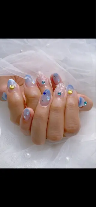 ネイル 🌈 Laule'aのネイルデザイン