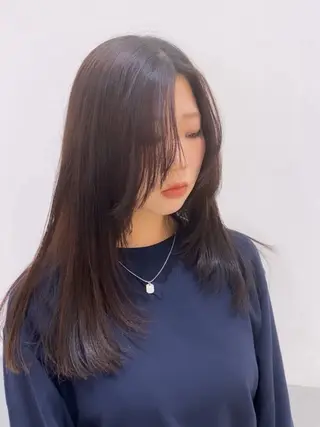 セミロング 韓国🇰🇷レイヤー 似合わせ顔まわりのヘアスタイル