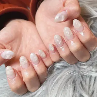 ネイル White lily所属・牧田 雅世のネイルデザイン