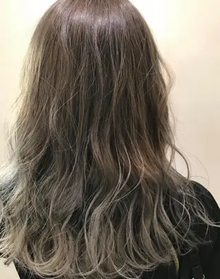 ロング MYA 🤍kanaのヘアスタイル