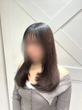 セミロング しゅり/韓国艶カラー 🩶🫧エクステ🎀のヘアスタイル