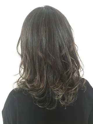 セミロング 松井 恵太のヘアスタイル