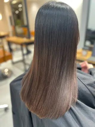 ロング 中原 栞奈のヘアスタイル