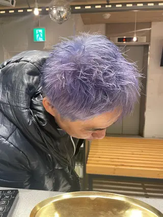 ショート カラー LUNTY NAMBA所属・艶ハイトーン👑♡ NATSUKIのヘアスタイル