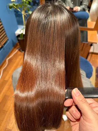 ロング 近藤 正充のヘアスタイル