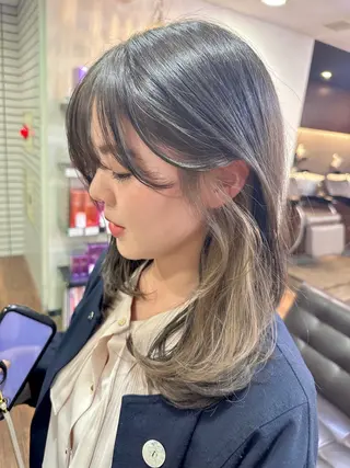 ミディアム カラー トレンドヘア🌿 chinariのヘアスタイル