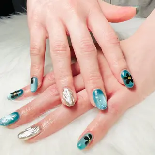 ネイル nachu  nail所属・日向野 里奈のネイルデザイン