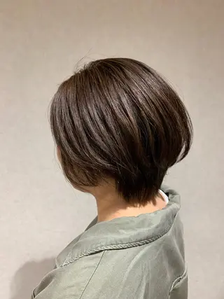 ショート カラー yamauchi mikuのヘアスタイル