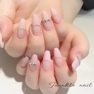 ネイル 中井 綾香の眉毛・アイブロウイメージ