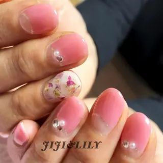 ネイル 豊田 圭子のネイルデザイン