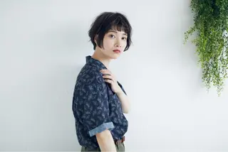 ショート カラー THE DAY所属・AKI HASHIMOTOのヘアスタイル