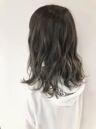 ミディアム カラー 女性リピ90%🍨 🩷佐藤みずきのヘアスタイル