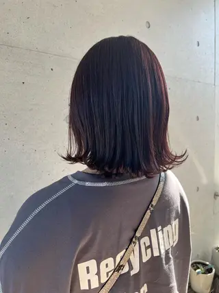 ミディアム 岸田 莉奈のヘアスタイル