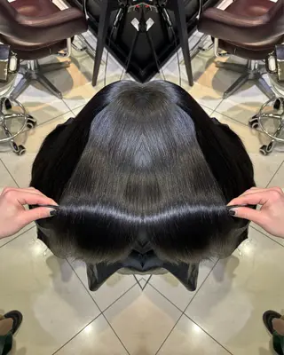 ロング カラー 🩵レイヤー✖︎ 髪質改善🩵リョウヤのヘアスタイル