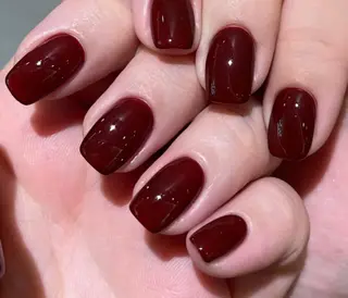 ミディアム R NAILSALONのネイルデザイン