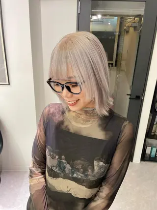 ミディアム 韓国ハイトーン🦋 hikariのヘアスタイル