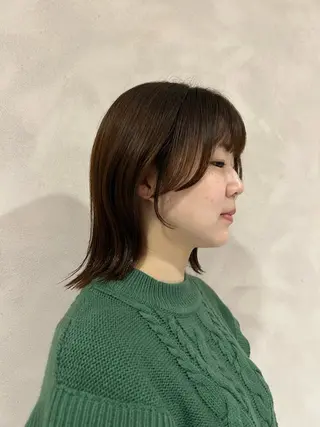 ミディアム 有岡 陽菜のヘアスタイル