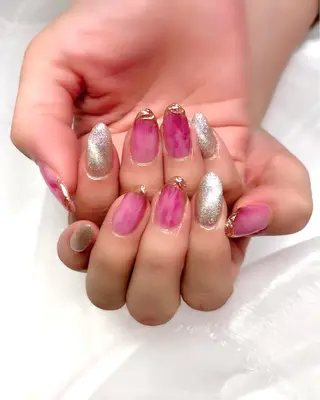 ネイル 梅津 郁美のネイルデザイン