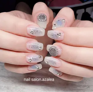 ネイル R inのネイルデザイン