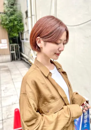 ショート カラー mood tatemachiのヘアスタイル