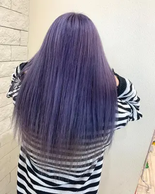 ロング 今村公介 ブリーチ特化、派手髪のヘアスタイル