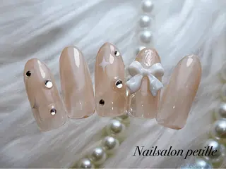ネイル Nailsalon petille所属・Ｈ azのネイルデザイン