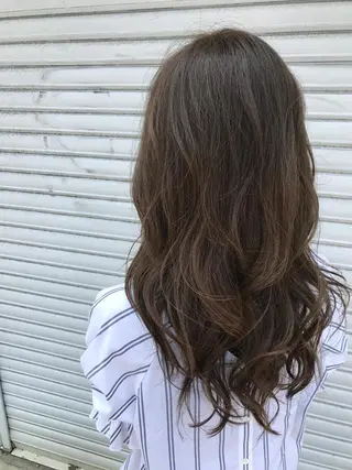 セミロング カラー 【天満1艶髪】潤艶/ 髪質改善🌹釣本竜哉のヘアスタイル