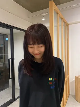 ミディアム ショート/ボブ/顔周 りレイヤー/RINAのヘアスタイル