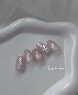 ネイル 伊藤 菜緒のネイルデザイン