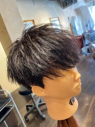 パーマ 大阪メンズヘアのプロ 高橋 直希のヘアスタイル